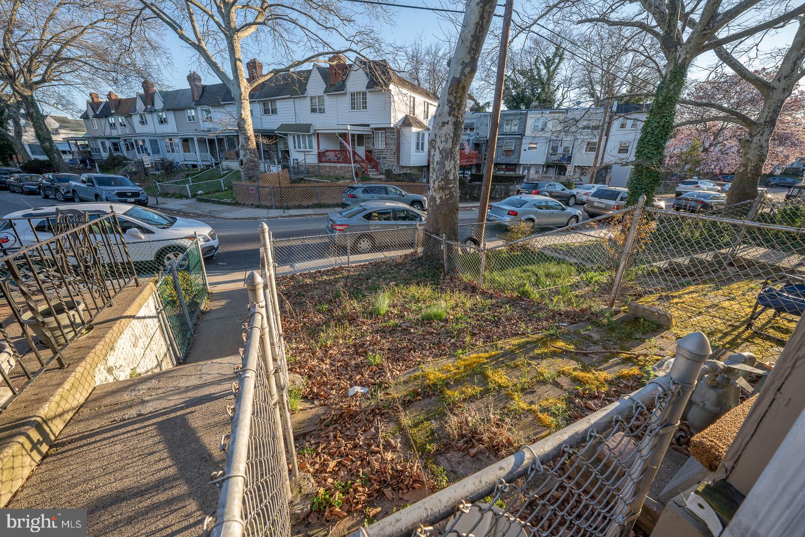 7252 Lamport Road Upper Darby, PA 19082 - Photo 2 of 43