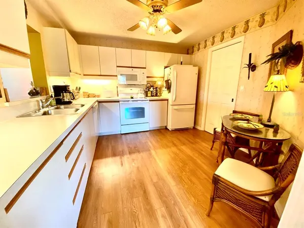 $3,600 | 5553 Ashton Lake Drive, Unit 5553, Sarasota, FL 34231
