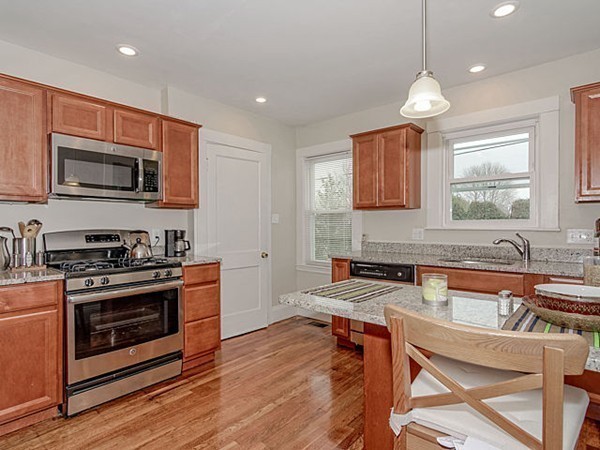 59 Barbara Road, Unit 59 Waltham, MA 02453 - Photo 2 of 12 Gallery Image 2