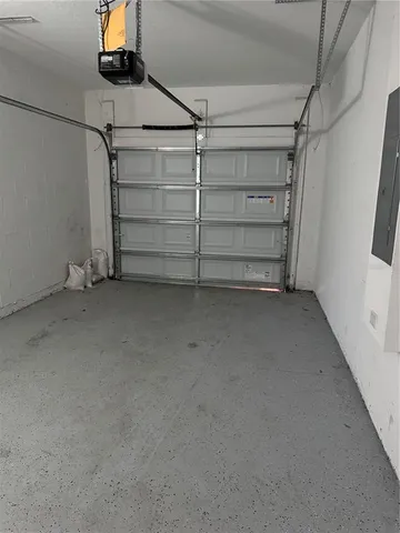 $3,100 | 1039 53rd Avenue North, St. Petersburg, FL 33703