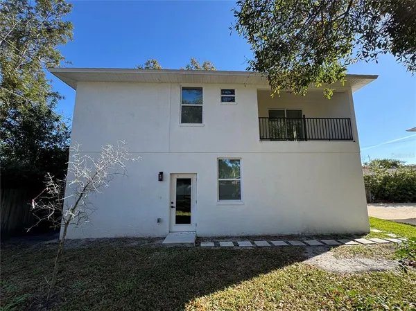 $2,750 | 1039 53rd Avenue North, St. Petersburg, FL 33703