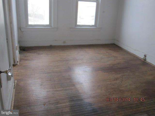 2513 Reisterstown Road Baltimore, MD 21217 - Photo 11 of 15 Bedroom