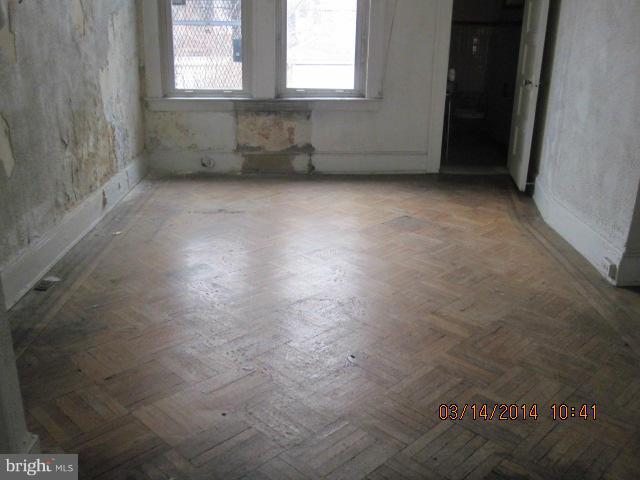 2513 Reisterstown Road Baltimore, MD 21217 - Photo 3 of 15 Dining Room