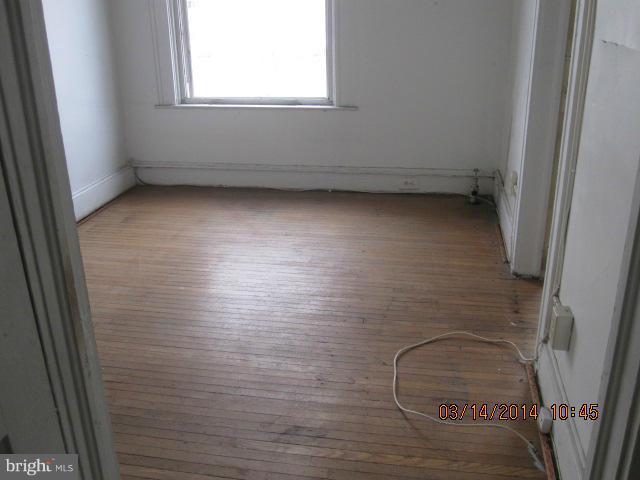 2513 Reisterstown Road Baltimore, MD 21217 - Photo 10 of 15 Bedroom
