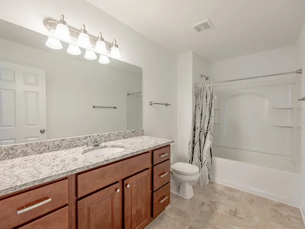 $419,900 | 2251 Coventry Circle South, Sycamore, IL 60178