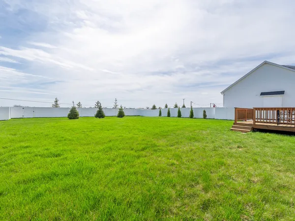 $419,900 | 2251 Coventry Circle South, Sycamore, IL 60178