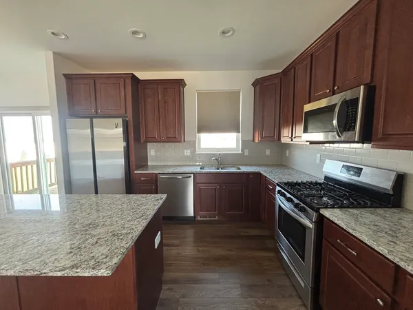 $419,900 | 2251 Coventry Circle South, Sycamore, IL 60178