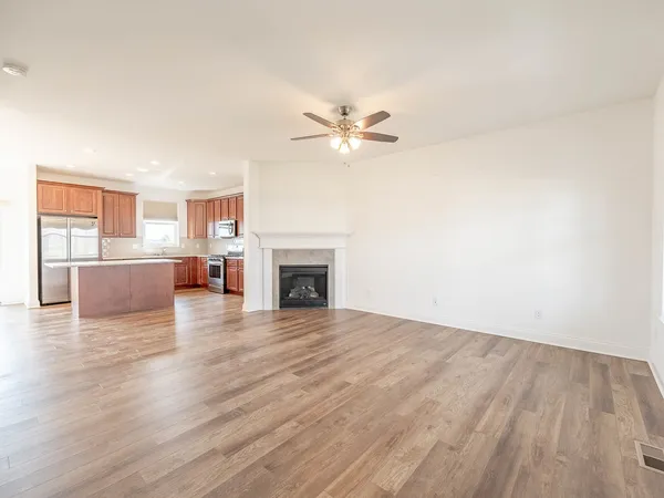 $419,900 | 2251 Coventry Circle South, Sycamore, IL 60178