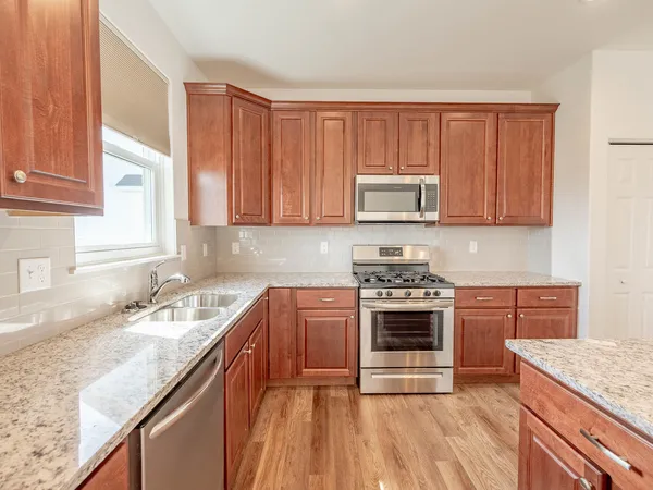$419,900 | 2251 Coventry Circle South, Sycamore, IL 60178