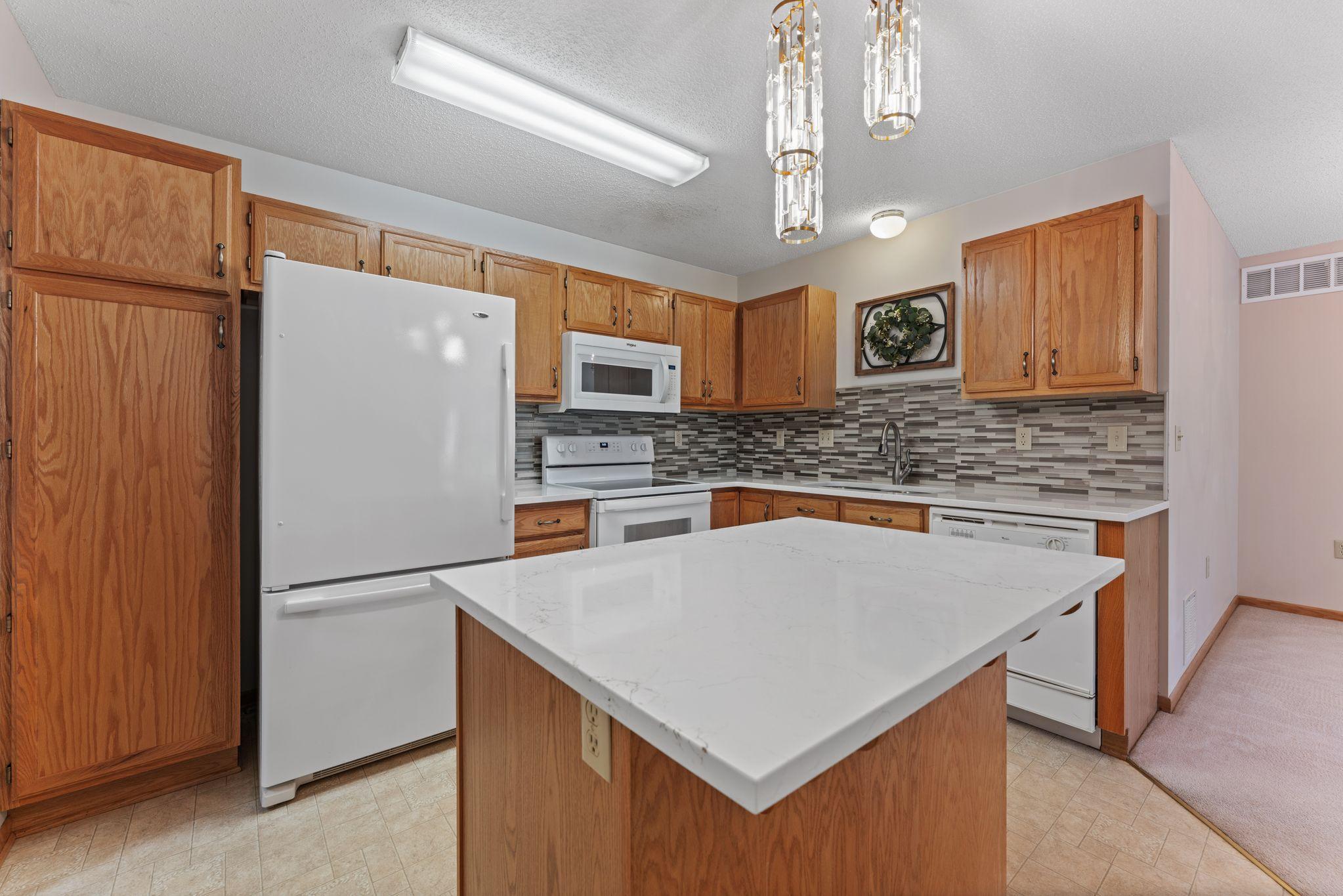 8725 Baxter Way, Unit 43 Inver Grove Heights, MN 55076 - Photo 12 of 19