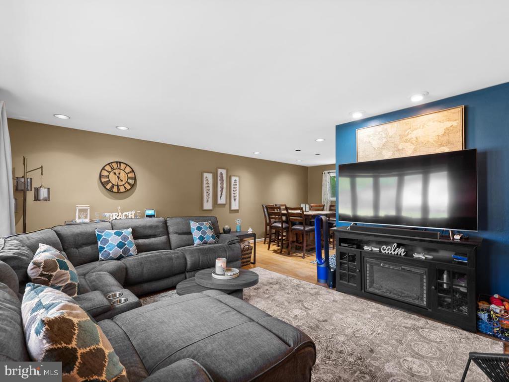 12105 Kerwood Road Silver Spring, MD 20904 - Photo 9 of 22 Gallery Image 9