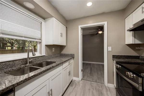 $211,000 | 14637 Northeast 145th Avenue, Waldo, FL 32694