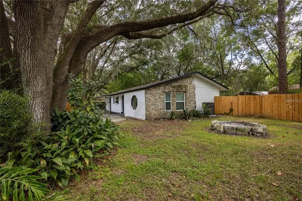 $211,000 | 14637 Northeast 145th Avenue, Waldo, FL 32694