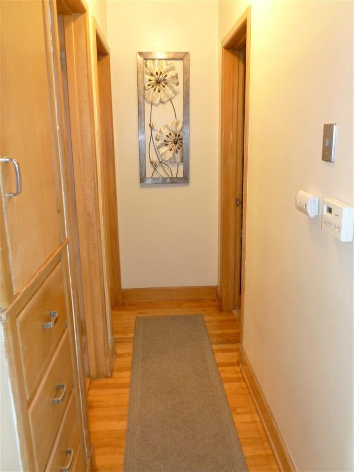 1523 Rochester Avenue Iowa City, IA 52245 - Photo 9 of 24 Gallery Image 9