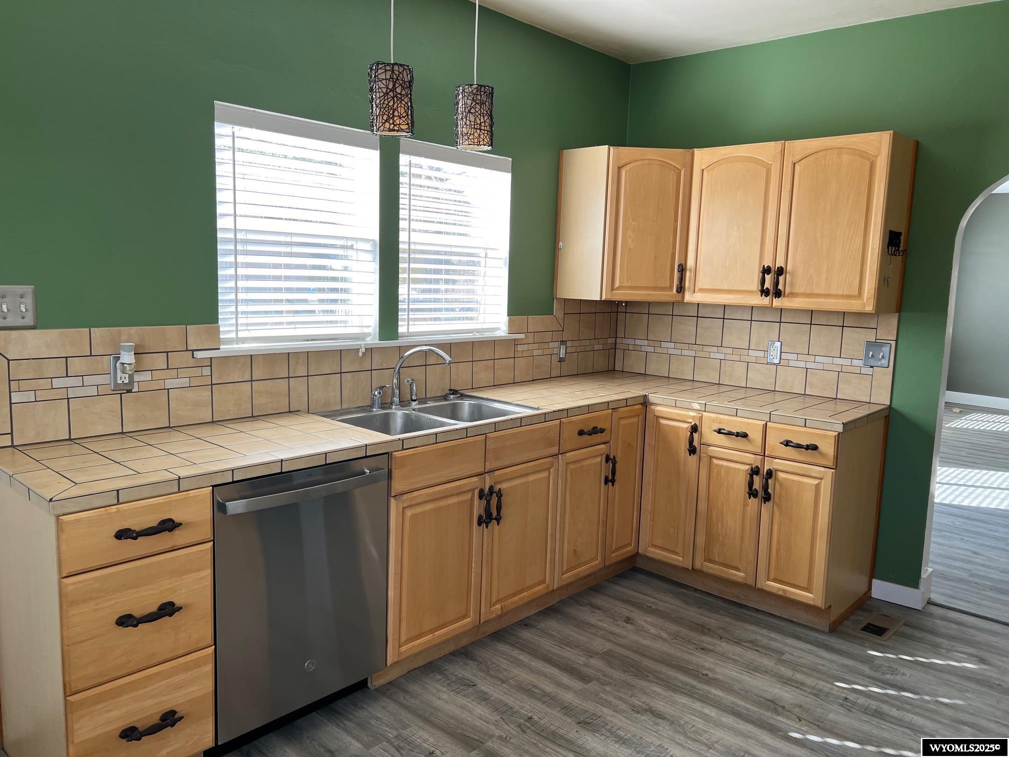 511 14th Street Rawlins, WY 82301 - Photo 7 of 21