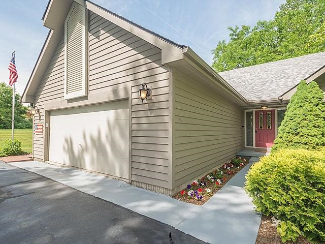 9340 Moon Road Saline, MI 48176 - Photo 3 of 10 Photo 3