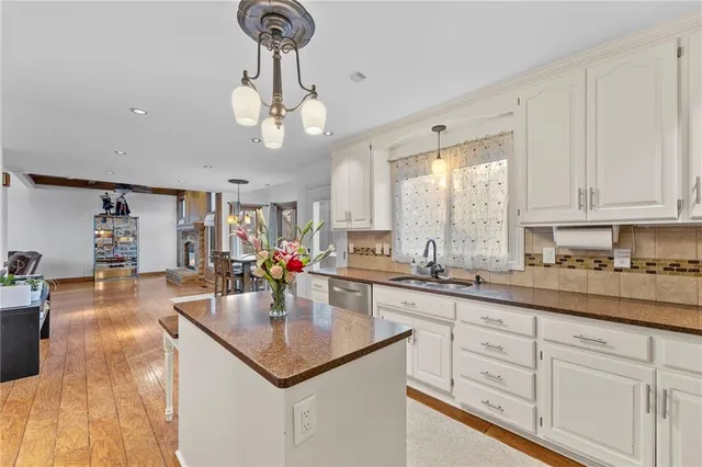 $445,000 | 15206 Foster, Overland Park, KS 66223