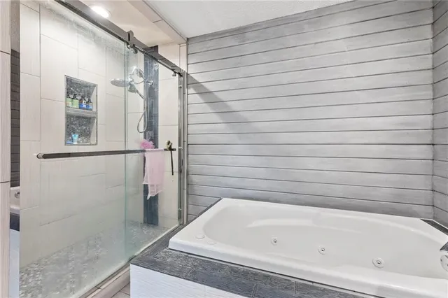 $445,000 | 15206 Foster, Overland Park, KS 66223