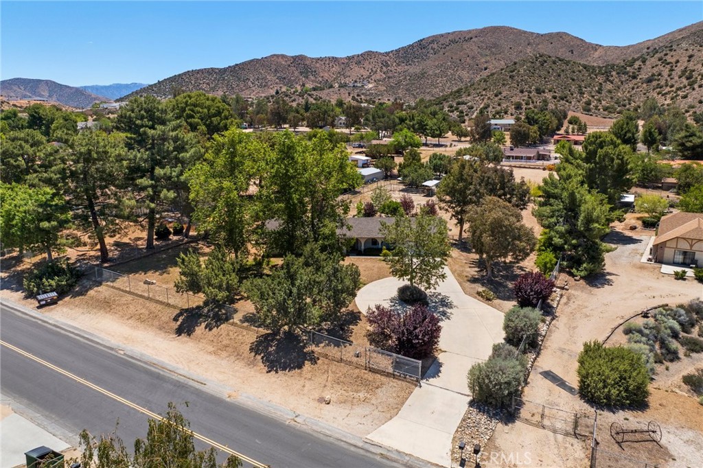 2532 Briar Glen Road Acton, CA 93510 - Photo 48 of 48 view of city and mountain view