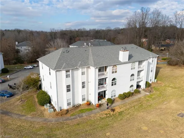 $175,000 | 312 Quietwood Drive, Winston-Salem, NC 27103