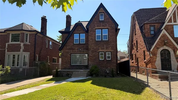 $329,900 | 17545 Pennington Drive, Detroit, MI 48221