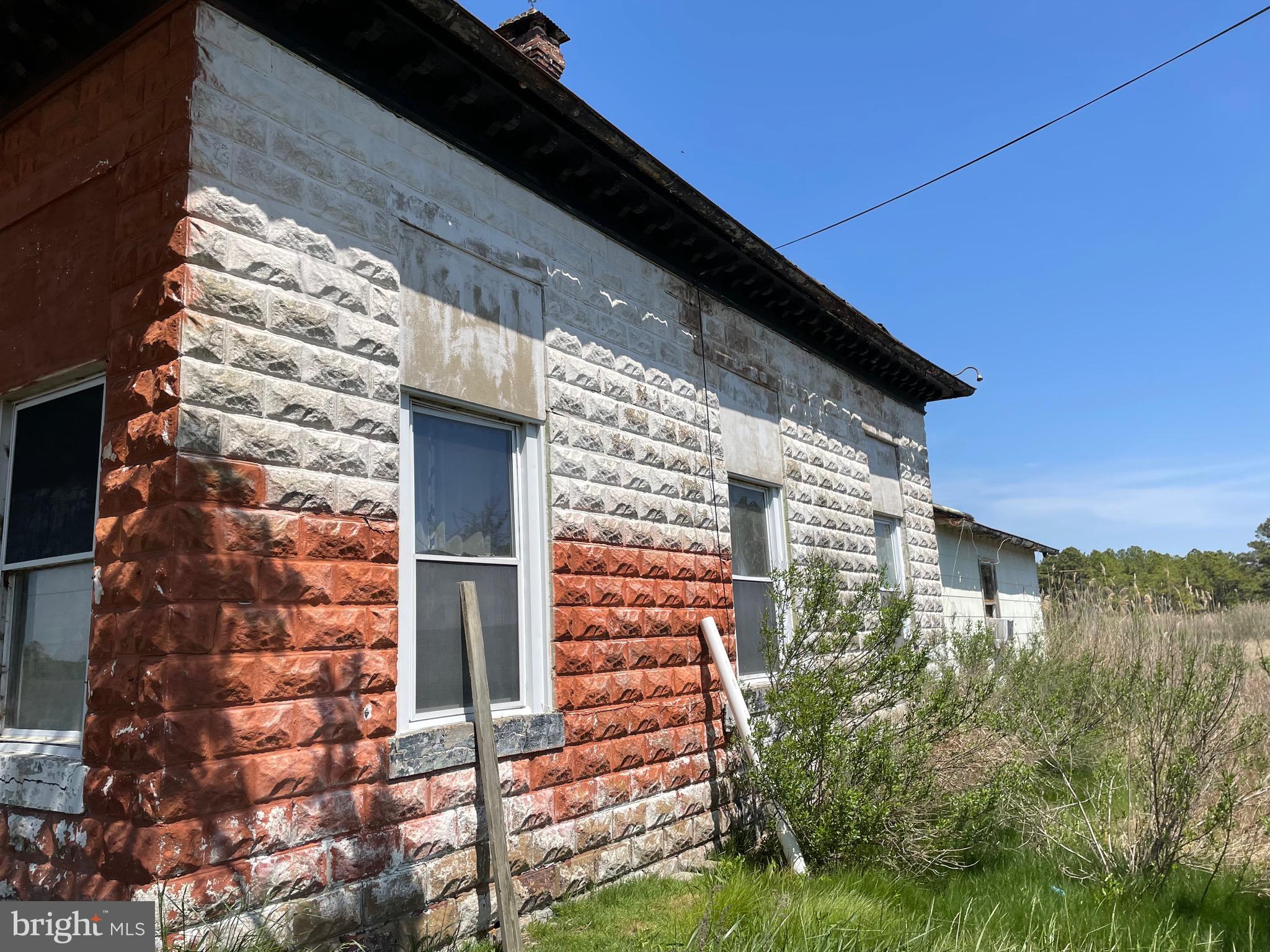 2333 Wingate Bishops Head Road Wingate, MD 21675 - Photo 10 of 46 Right Side