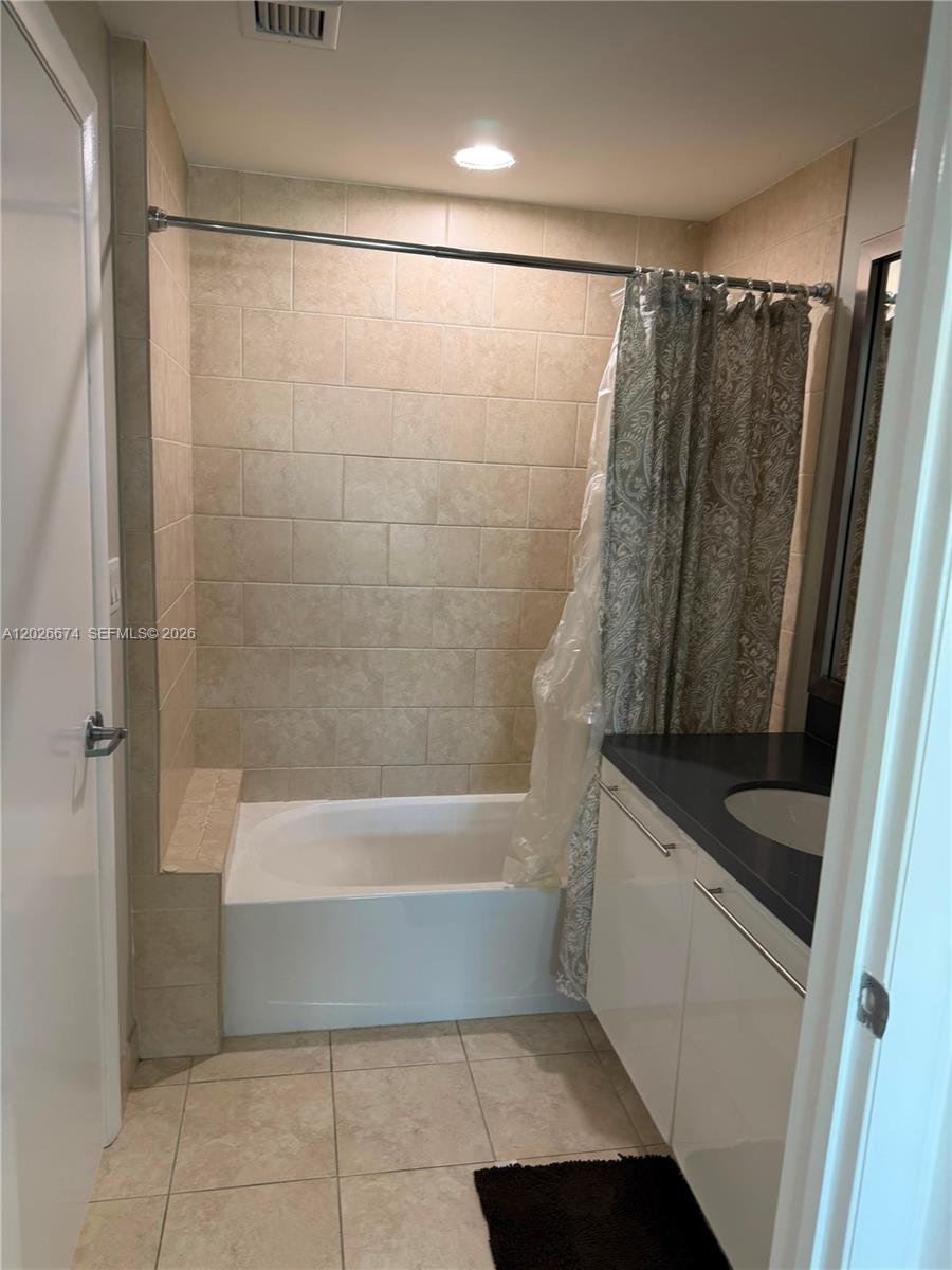 90 Southwest 3rd Street, Unit 4006 Miami, FL 33130 - Photo 17 of 19 Photo 17