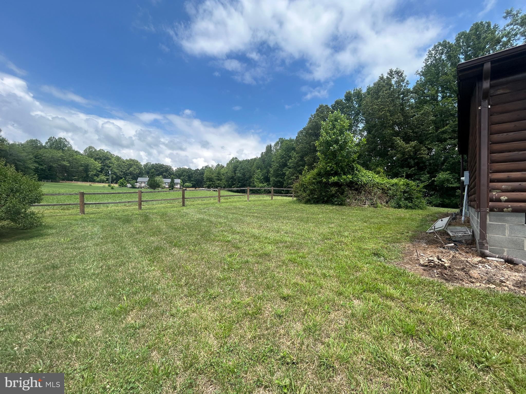 23221 Independence Road Unionville, VA 22567 - Photo 34 of 41 Yard
