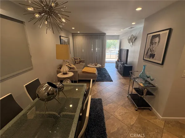 $2,650 | 510 North Villa Court, Palm Springs, CA 92262