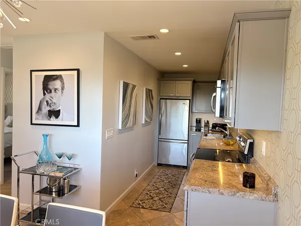 $2,650 | 510 North Villa Court, Palm Springs, CA 92262