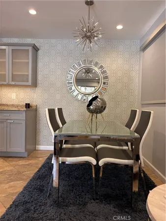 $2,650 | 510 North Villa Court, Palm Springs, CA 92262