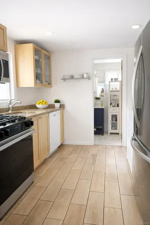 $7,000 | 26 June Walk, Long Beach, NY 11561