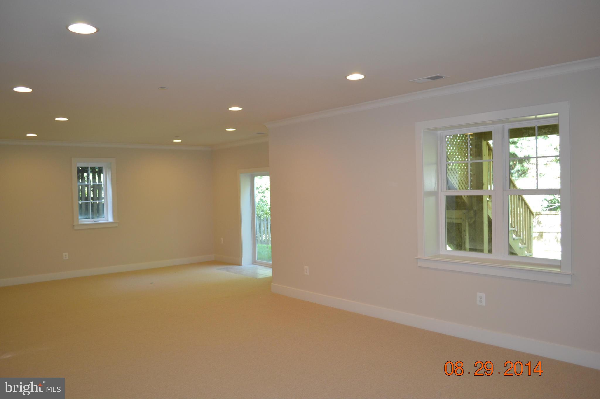 6003 Conway Road Bethesda, MD 20817 - Photo 23 of 24 Large Sunny Recreation Room