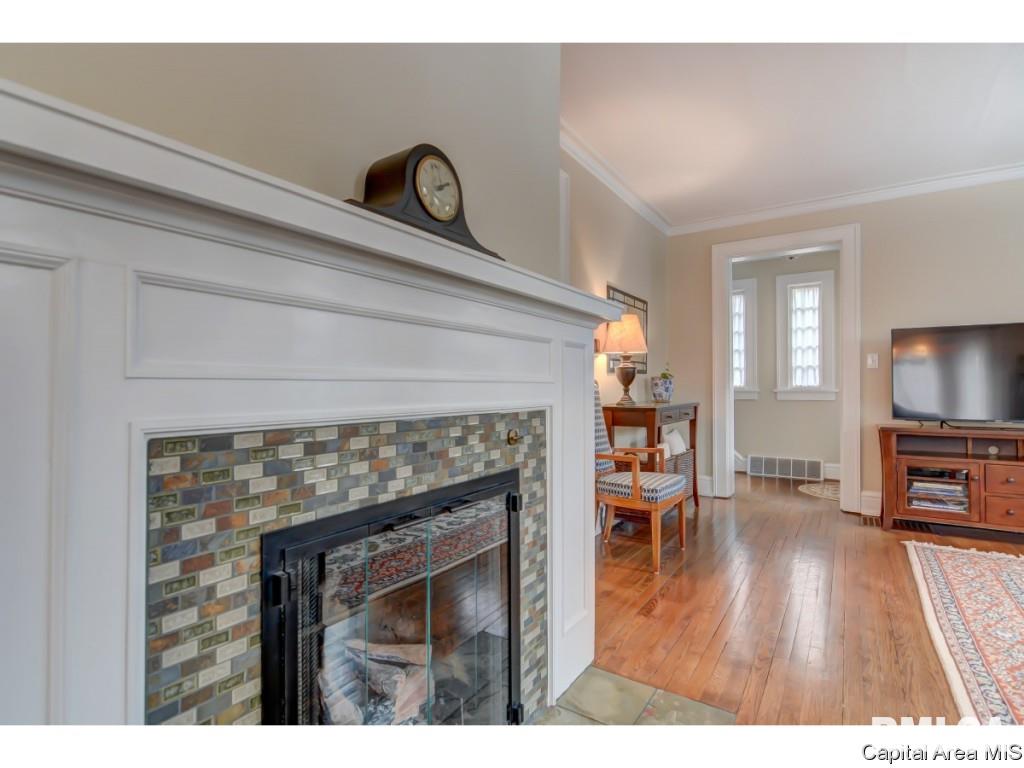 1045 Williams Boulevard Springfield, IL 62704 - Photo 3 of 31 Gallery Image 3