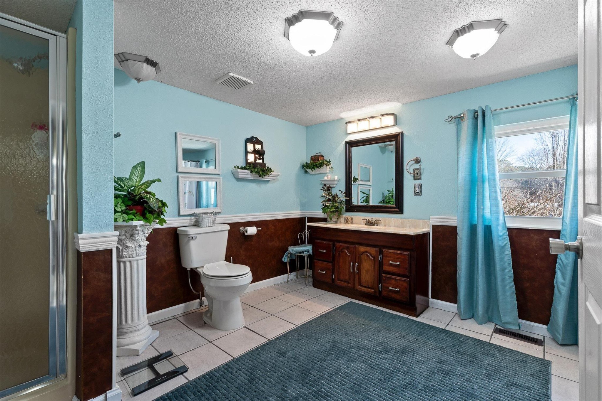 5017 McDonald Road McDonald, TN 37353 - Photo 24 of 52 a living room with a large window and furniture