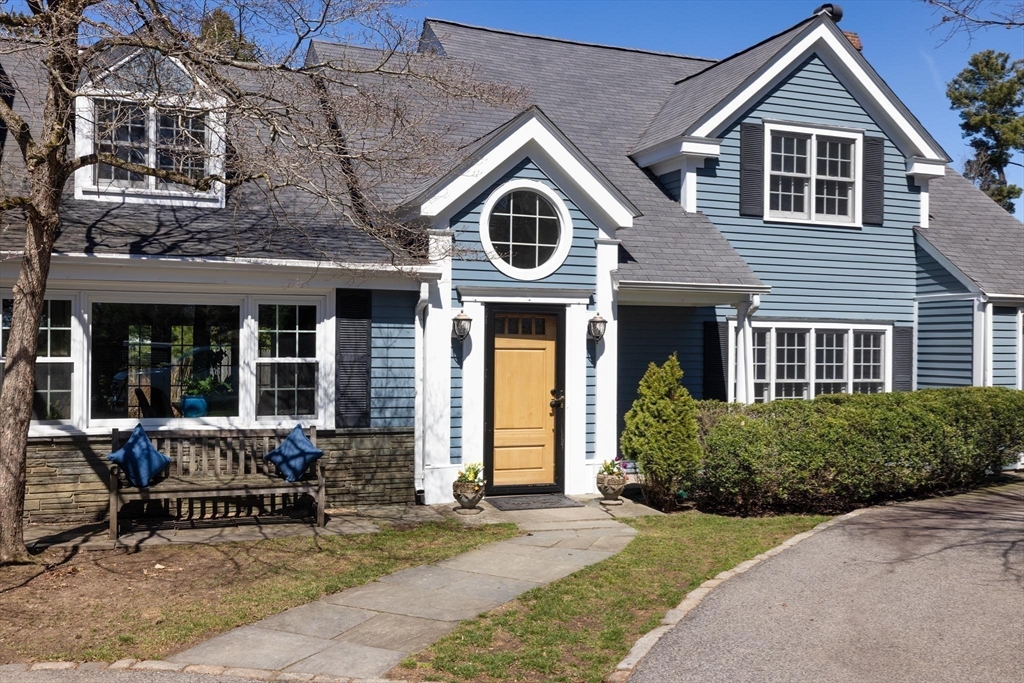 191 Newton Street Brookline, MA 02467 - Photo 4 of 21