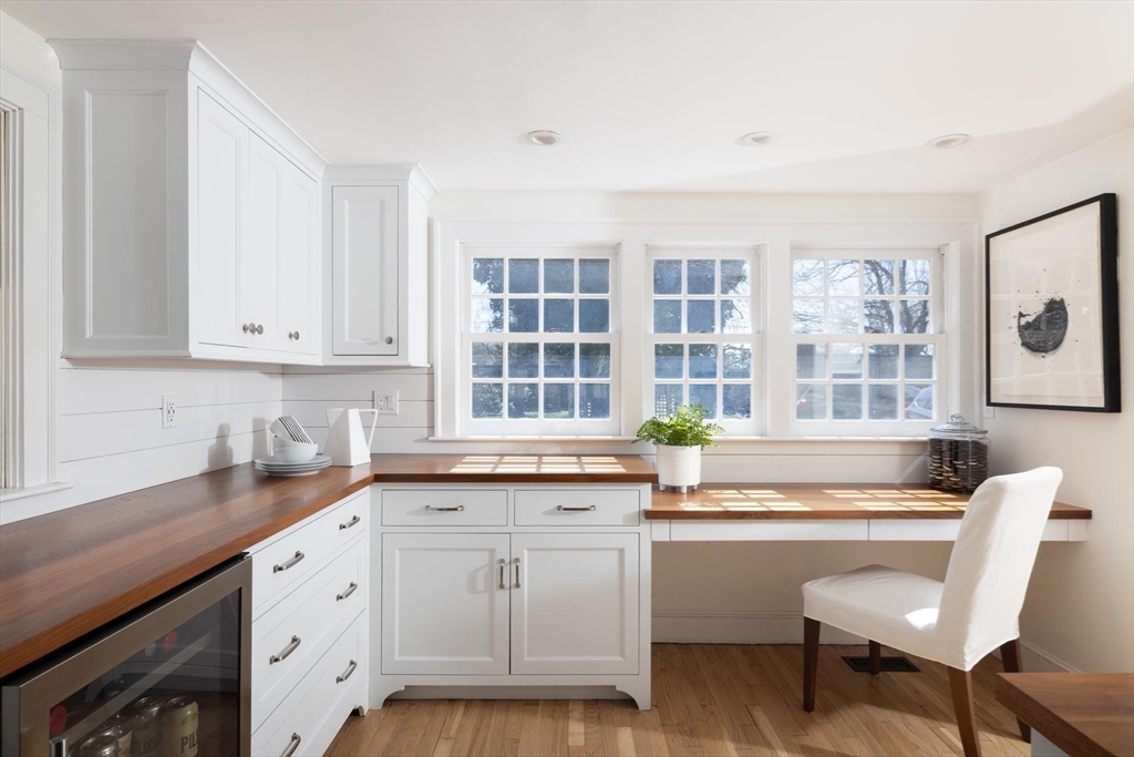 191 Newton Street Brookline, MA 02467 - Photo 5 of 21