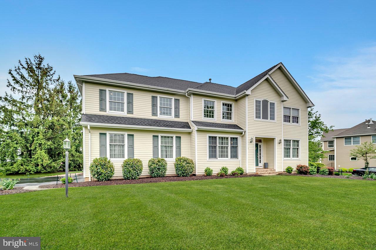 6 Banyan Road Skillman, NJ 08558 - Photo 2 of 24