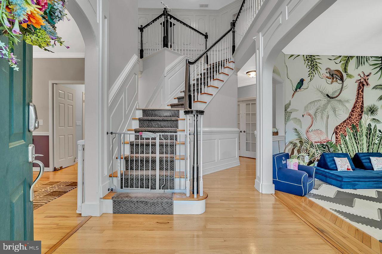 6 Banyan Road Skillman, NJ 08558 - Photo 3 of 24 Entry Foyer