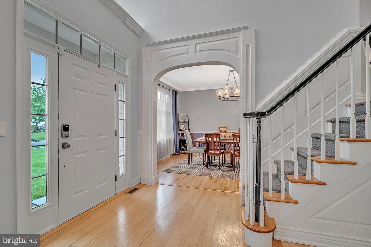 6 Banyan Road Skillman, NJ 08558 - Photo 4 of 24 Entry to Dining Room
