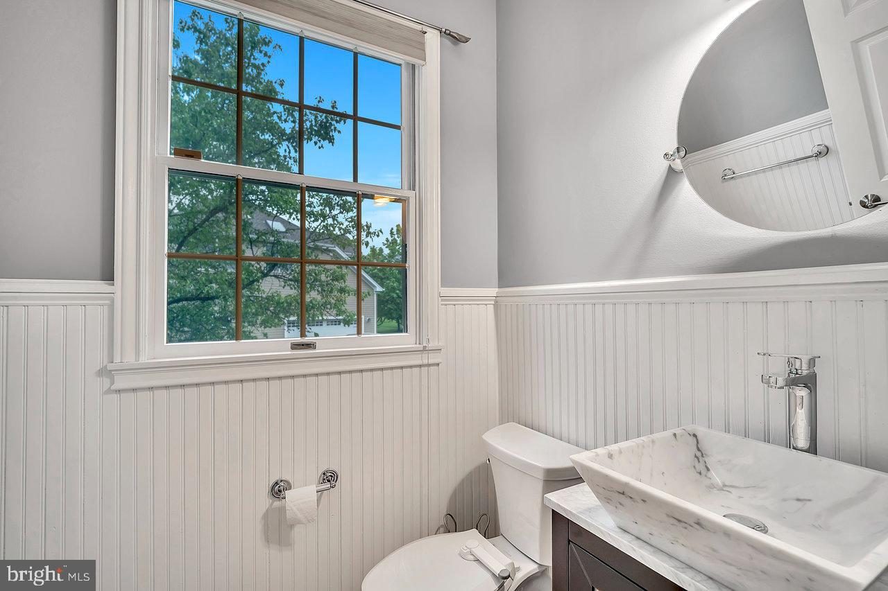 6 Banyan Road Skillman, NJ 08558 - Photo 8 of 24 Powder Room