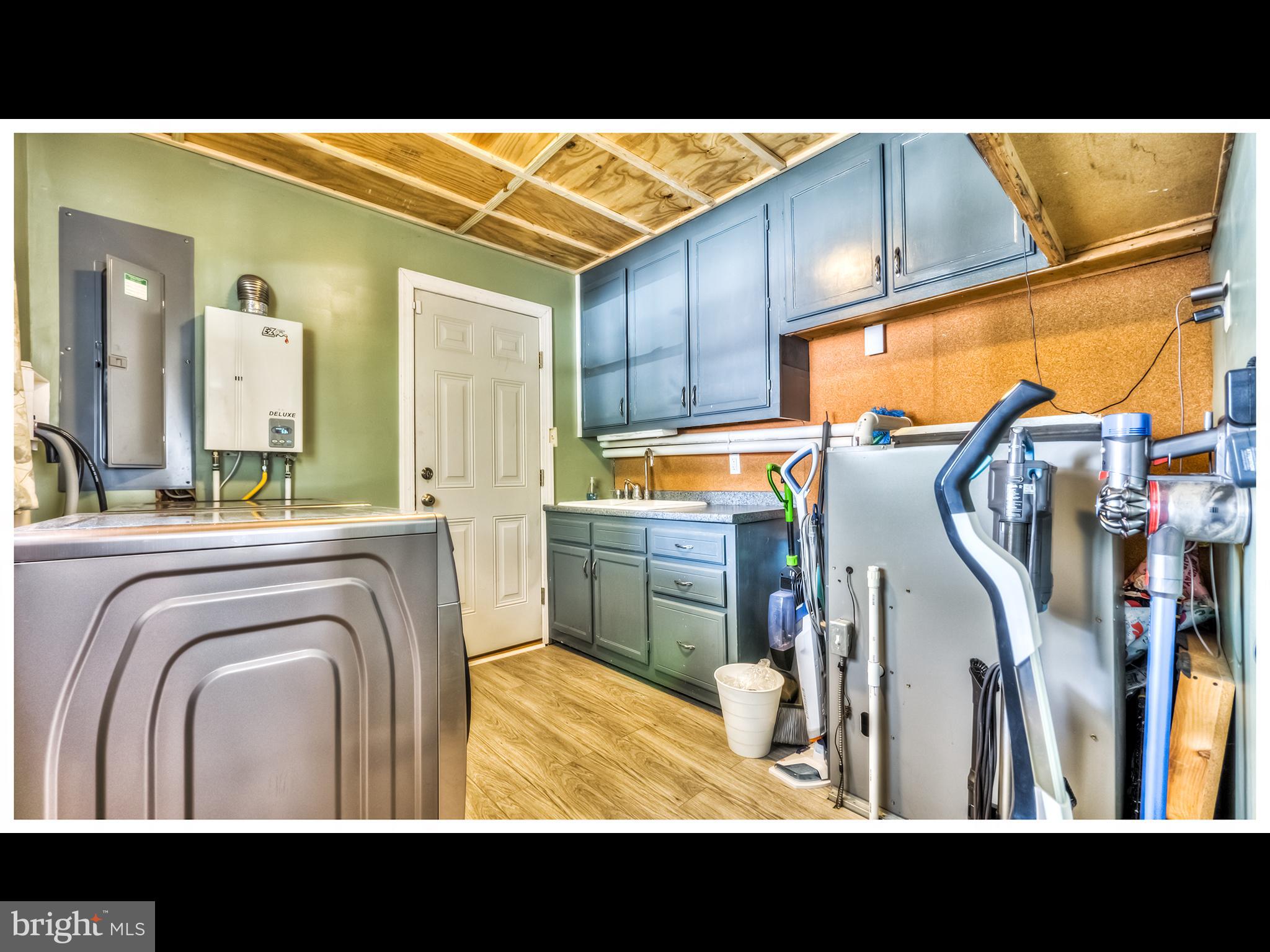 8213 Watersedge Road Baltimore, MD 21222 - Photo 27 of 42 Gallery Image 27
