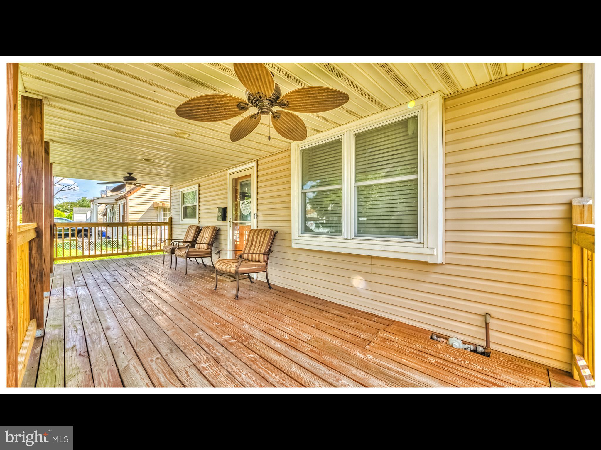 8213 Watersedge Road Baltimore, MD 21222 - Photo 5 of 42 Gallery Image 5