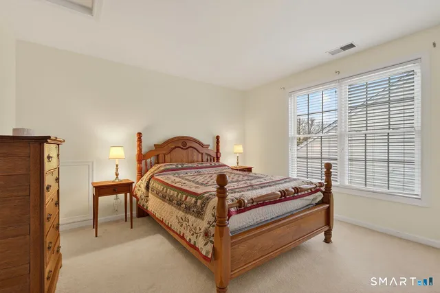 $669,900 | 185 Country Club Drive, Unit 185, Oxford, CT 06478