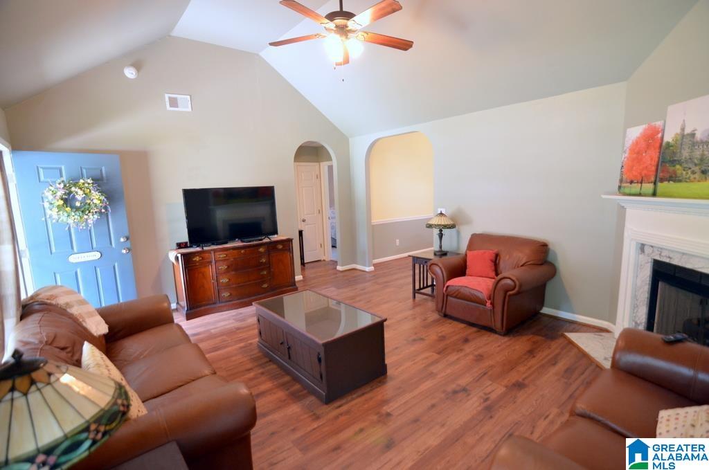 237 Silverstone Lane Alabaster, AL 35007 - Photo 8 of 50