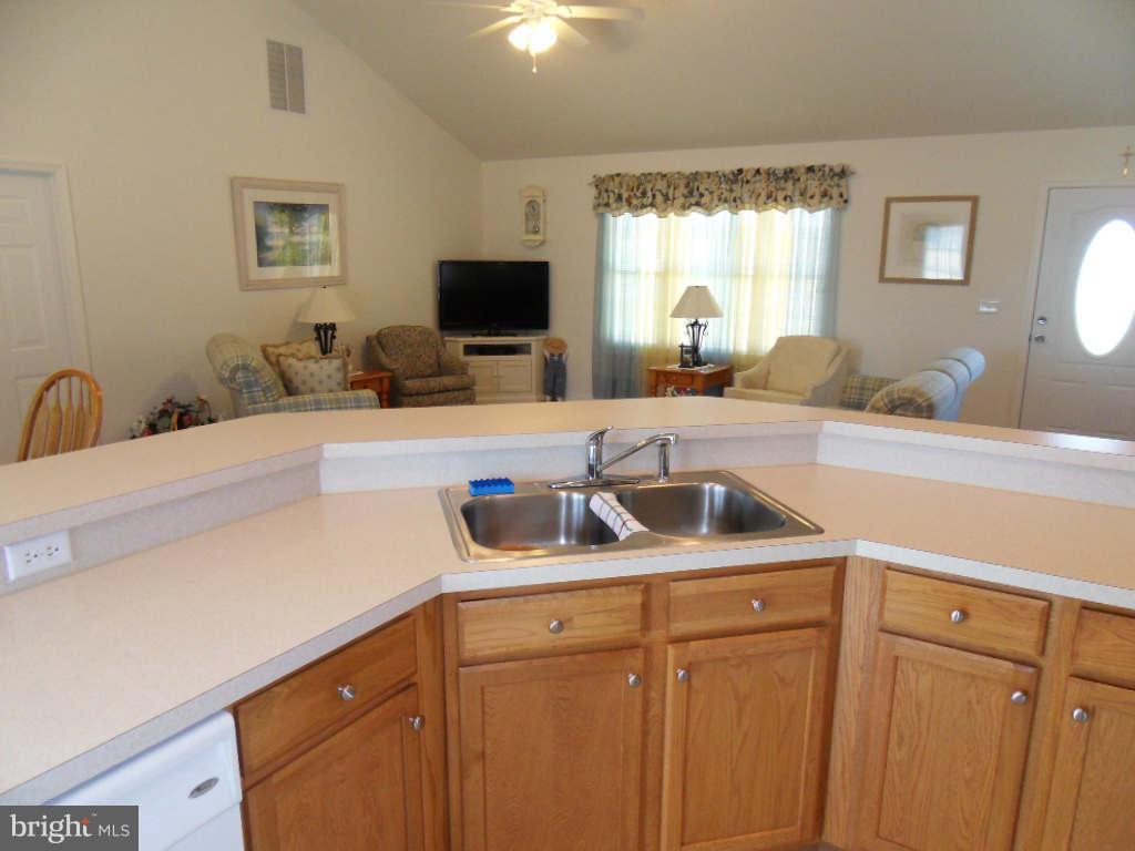 6112 Wanda Road Hurlock, MD 21643 - Photo 17 of 27 Kitchen