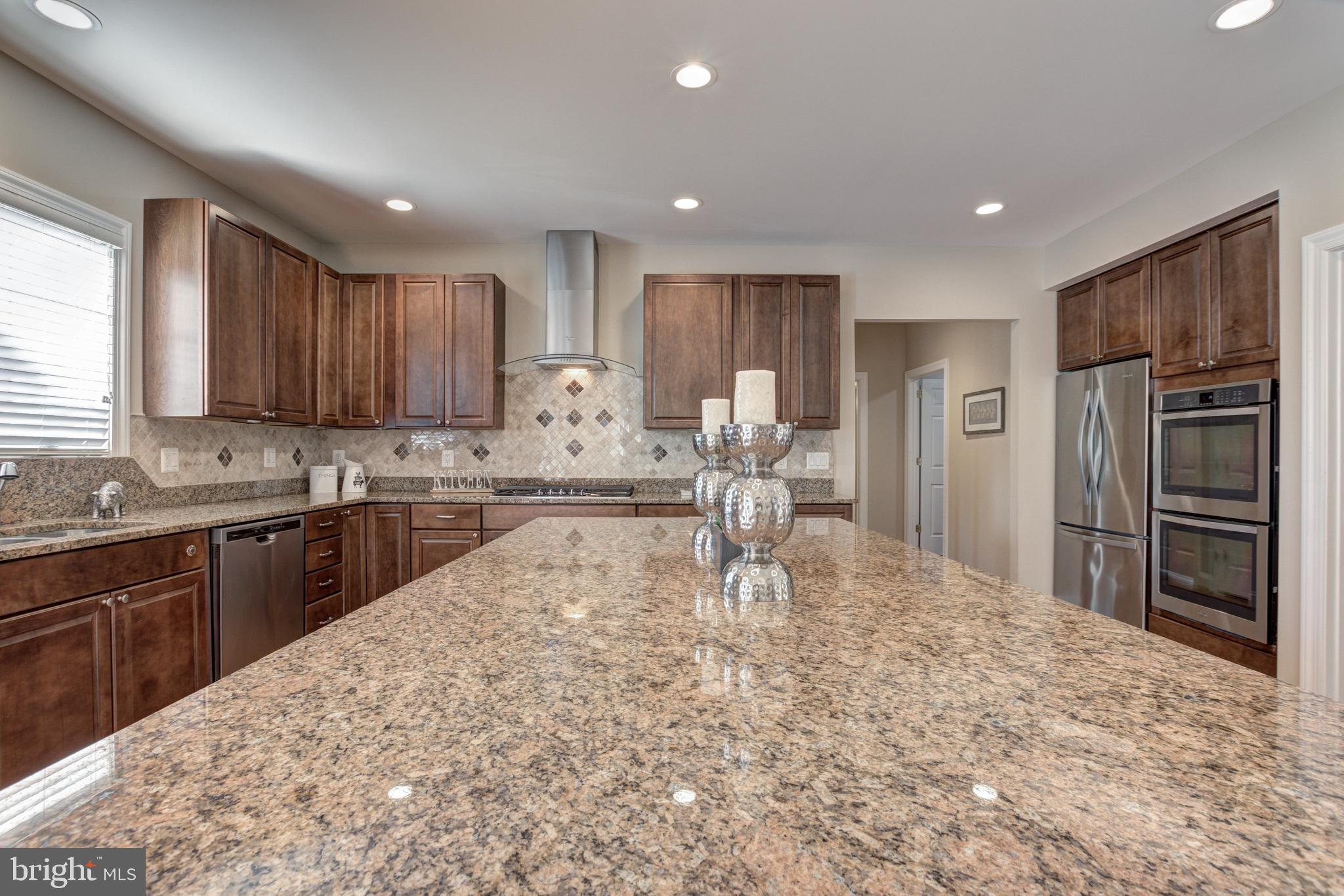 7004 Springville Court Springfield, VA 22150 - Photo 4 of 63 Gallery Image 4