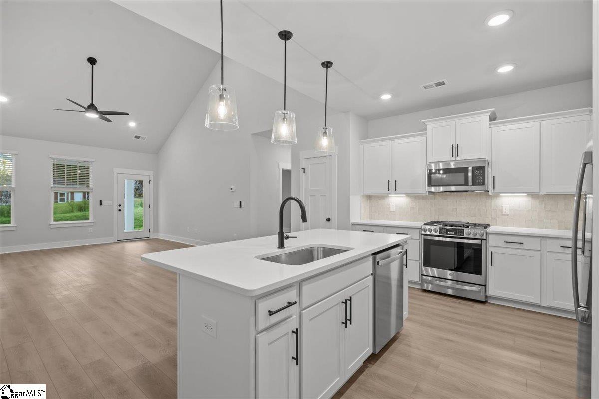 114 Silo Rdg Drive Anderson, SC 29621 - Photo 4 of 35