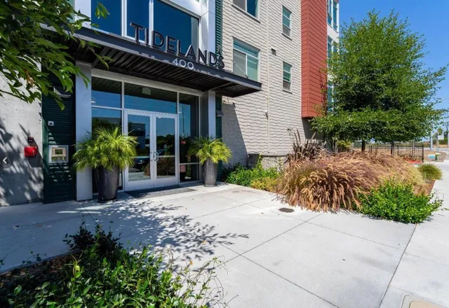 $1,080,000 | 400 Mariners Island Boulevard, Unit 215, San Mateo, CA 94404