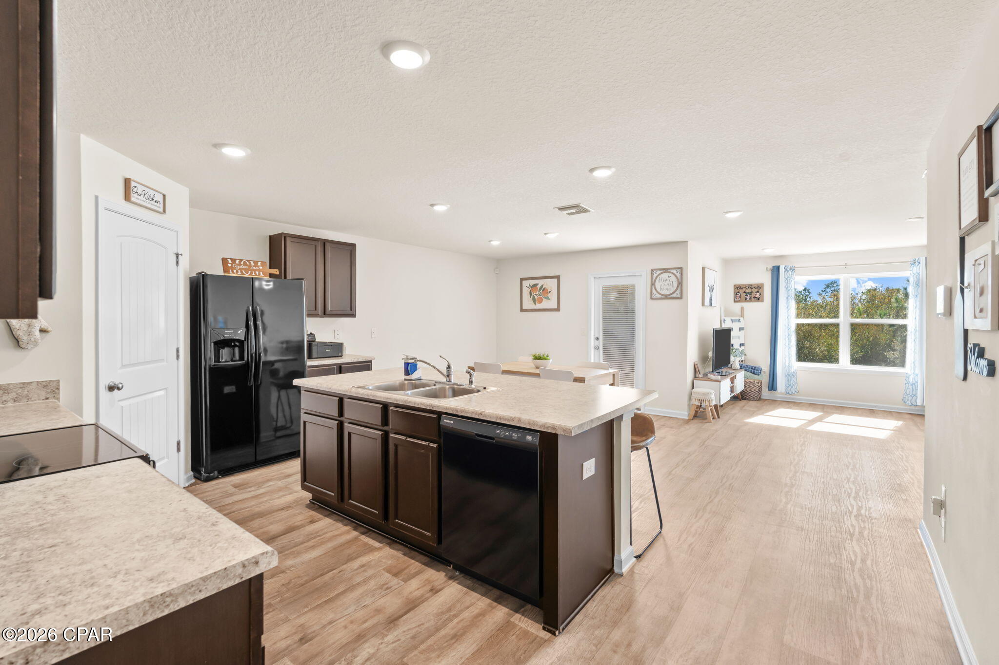 152 Merrion Road Southport, FL 32409 - Photo 13 of 39